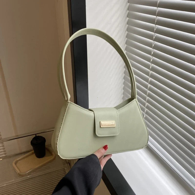 SAC SADDLE NOVA
