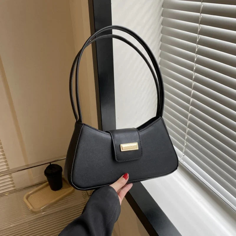 SAC SADDLE NOVA