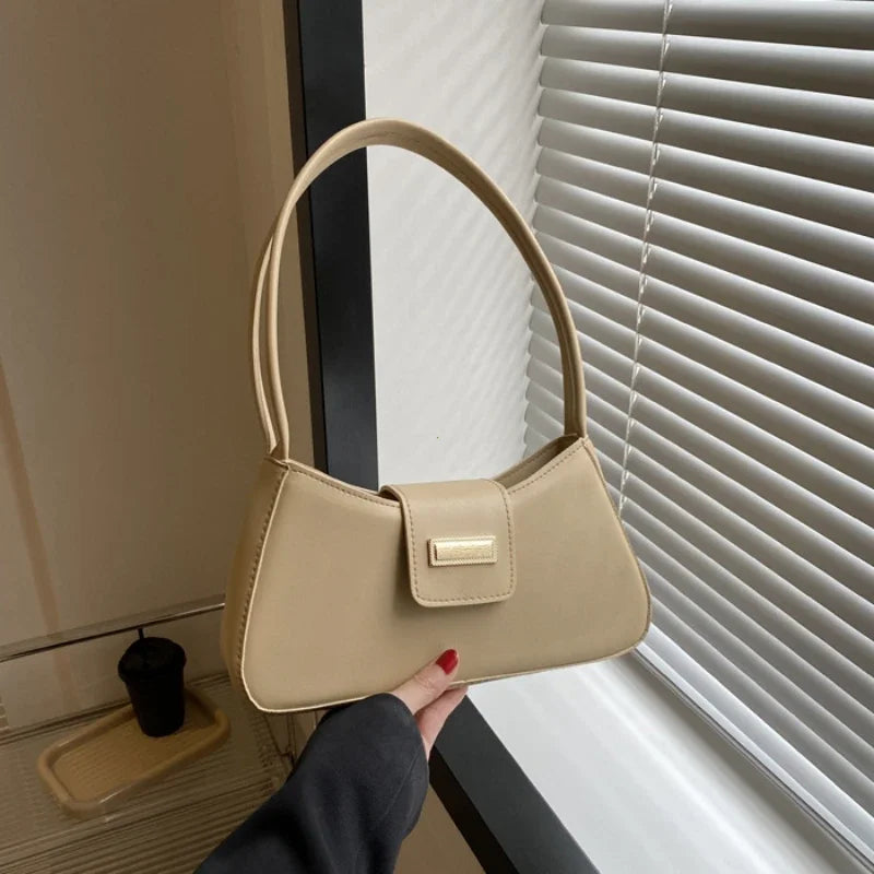 SAC SADDLE NOVA